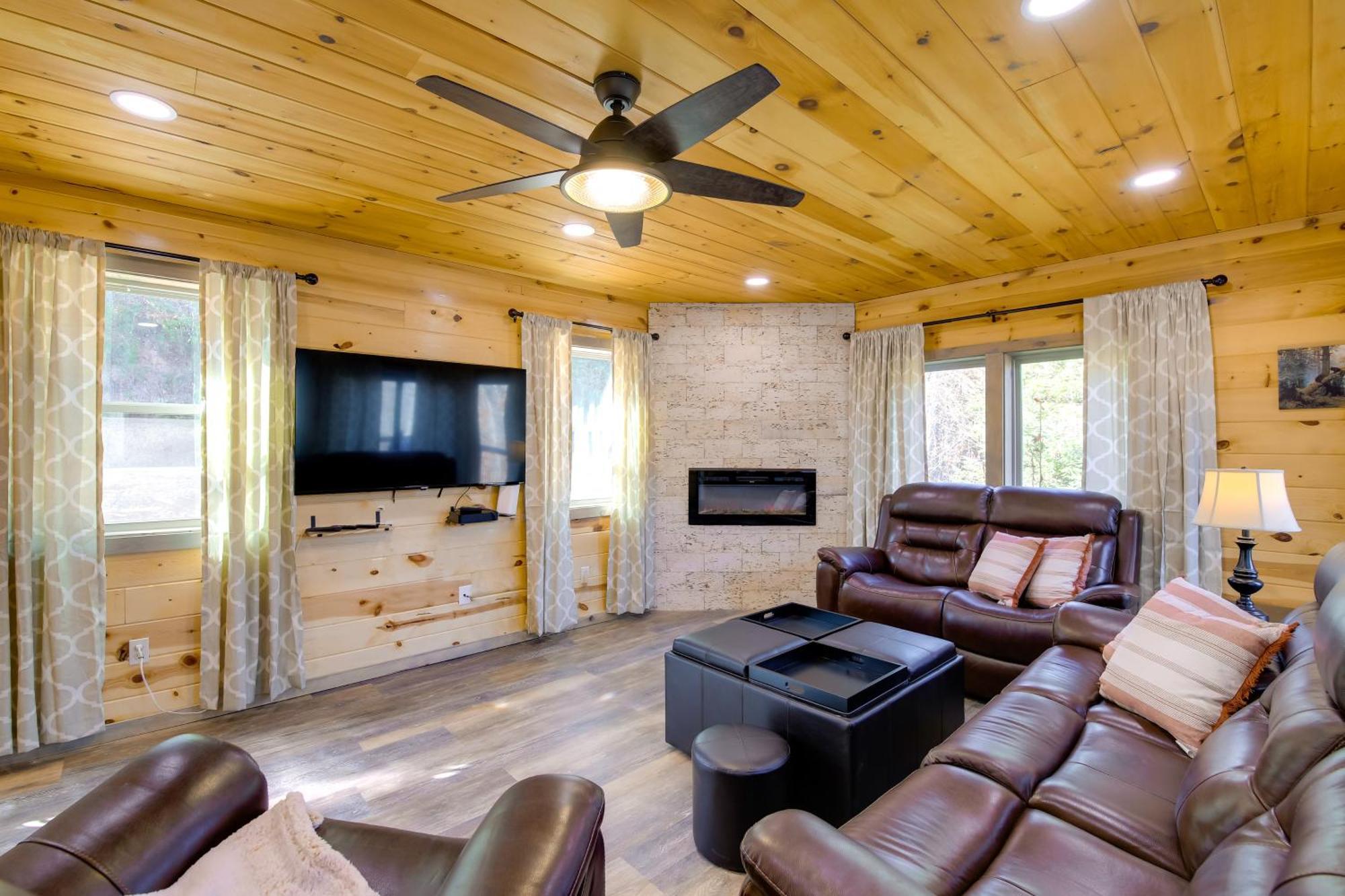Gatlinburg Cabin With Game Room, Hot Tub And Mtn Views Exteriör bild