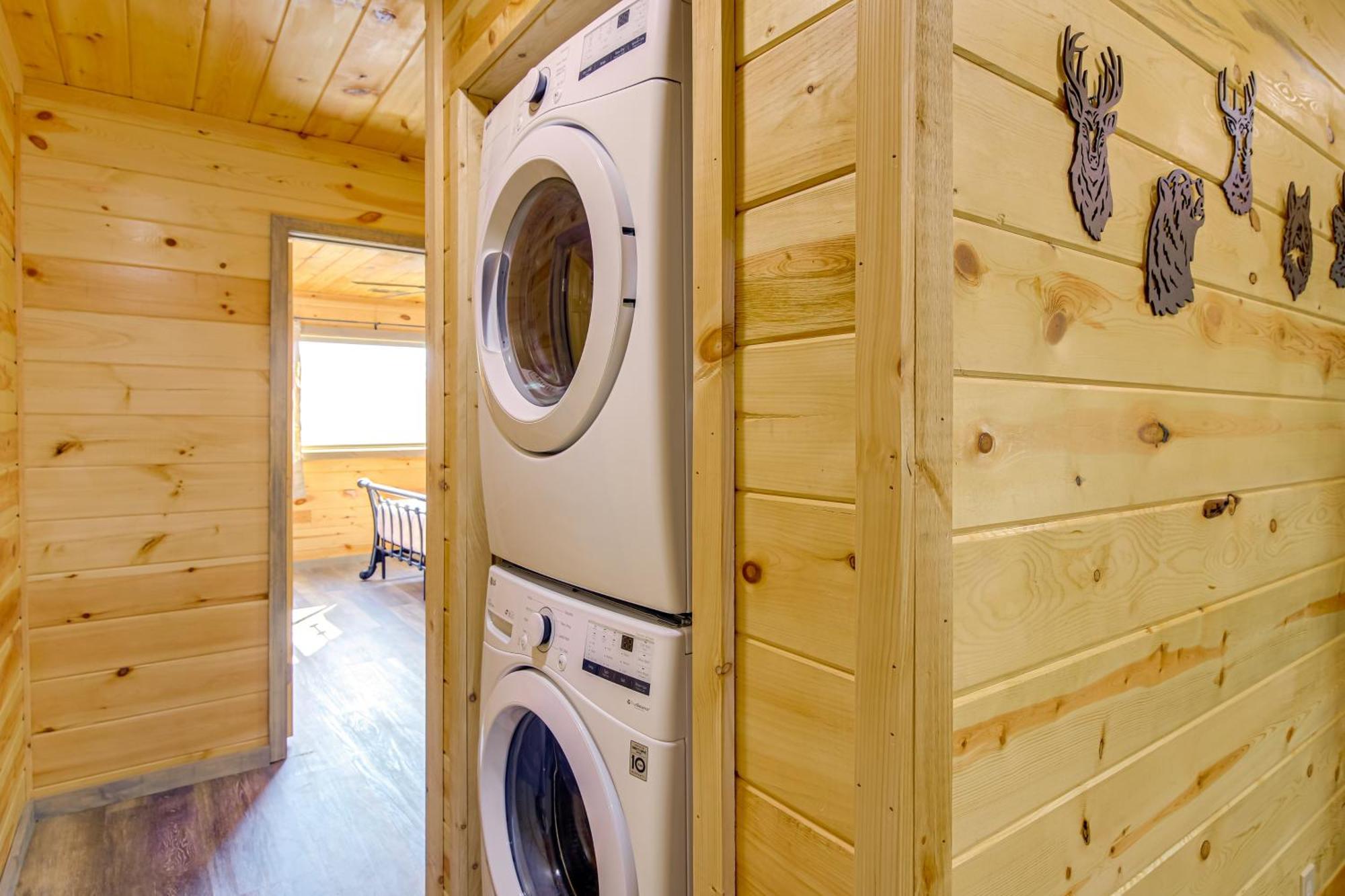 Gatlinburg Cabin With Game Room, Hot Tub And Mtn Views Exteriör bild