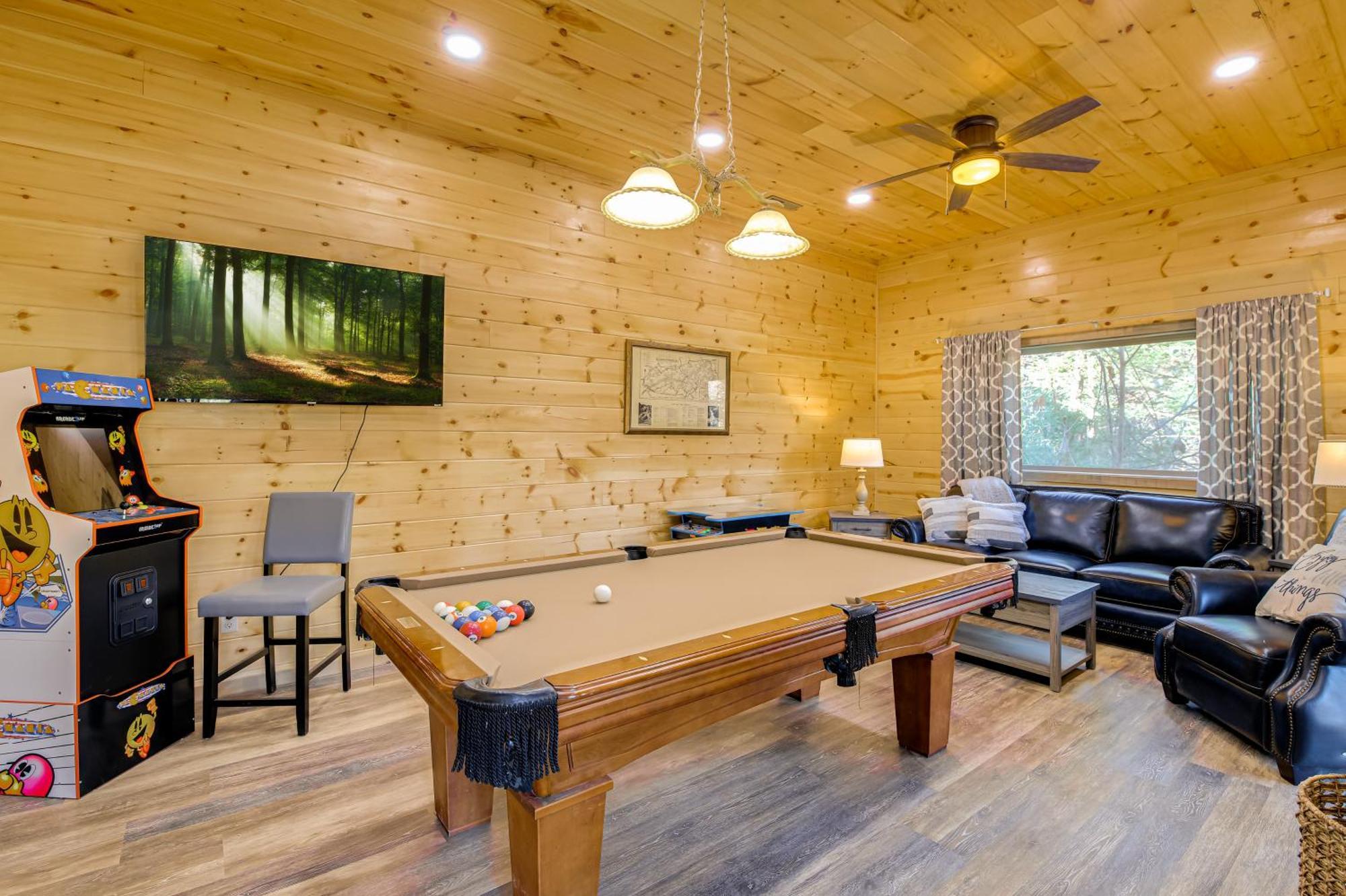 Gatlinburg Cabin With Game Room, Hot Tub And Mtn Views Exteriör bild