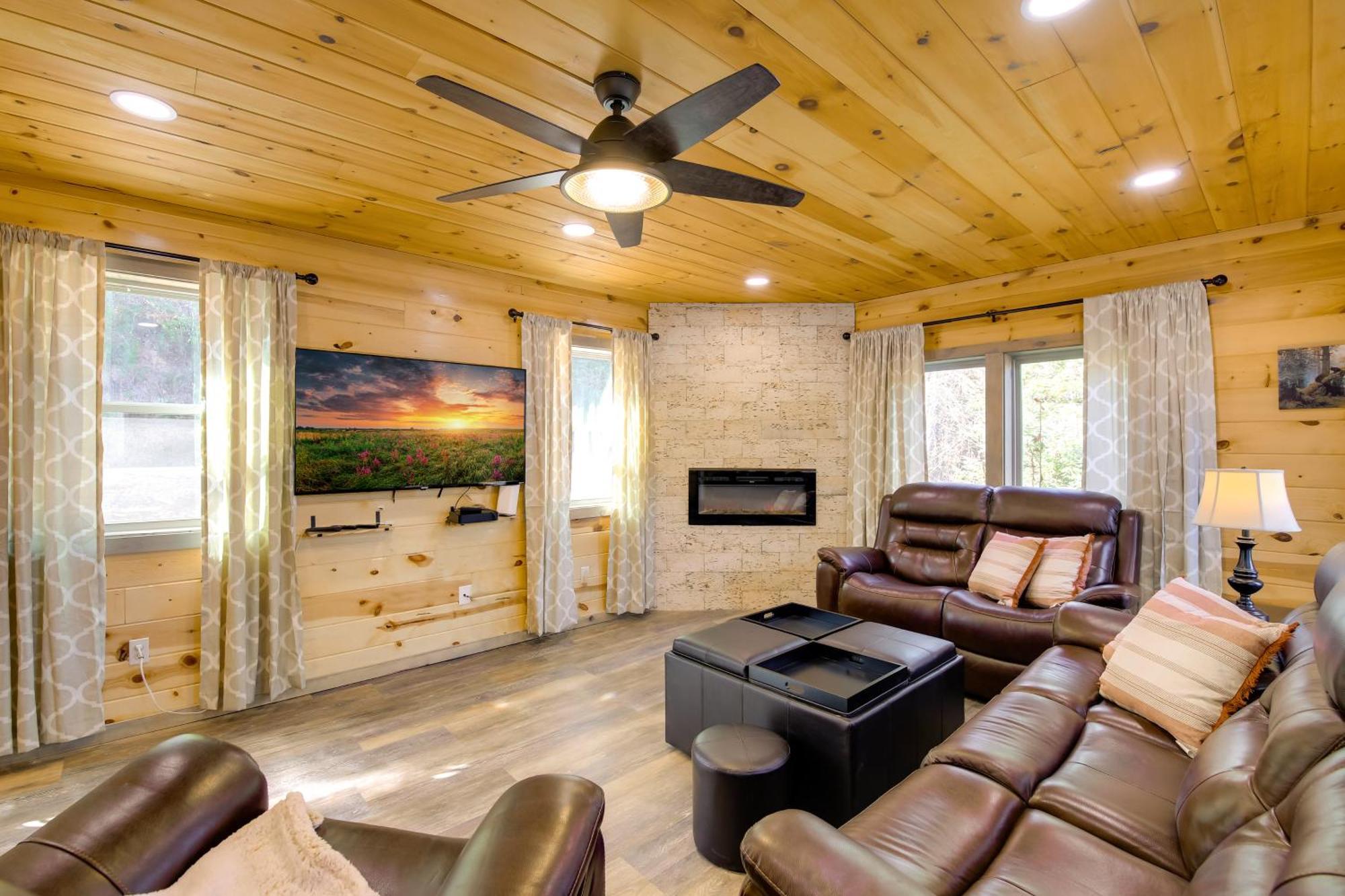 Gatlinburg Cabin With Game Room, Hot Tub And Mtn Views Exteriör bild